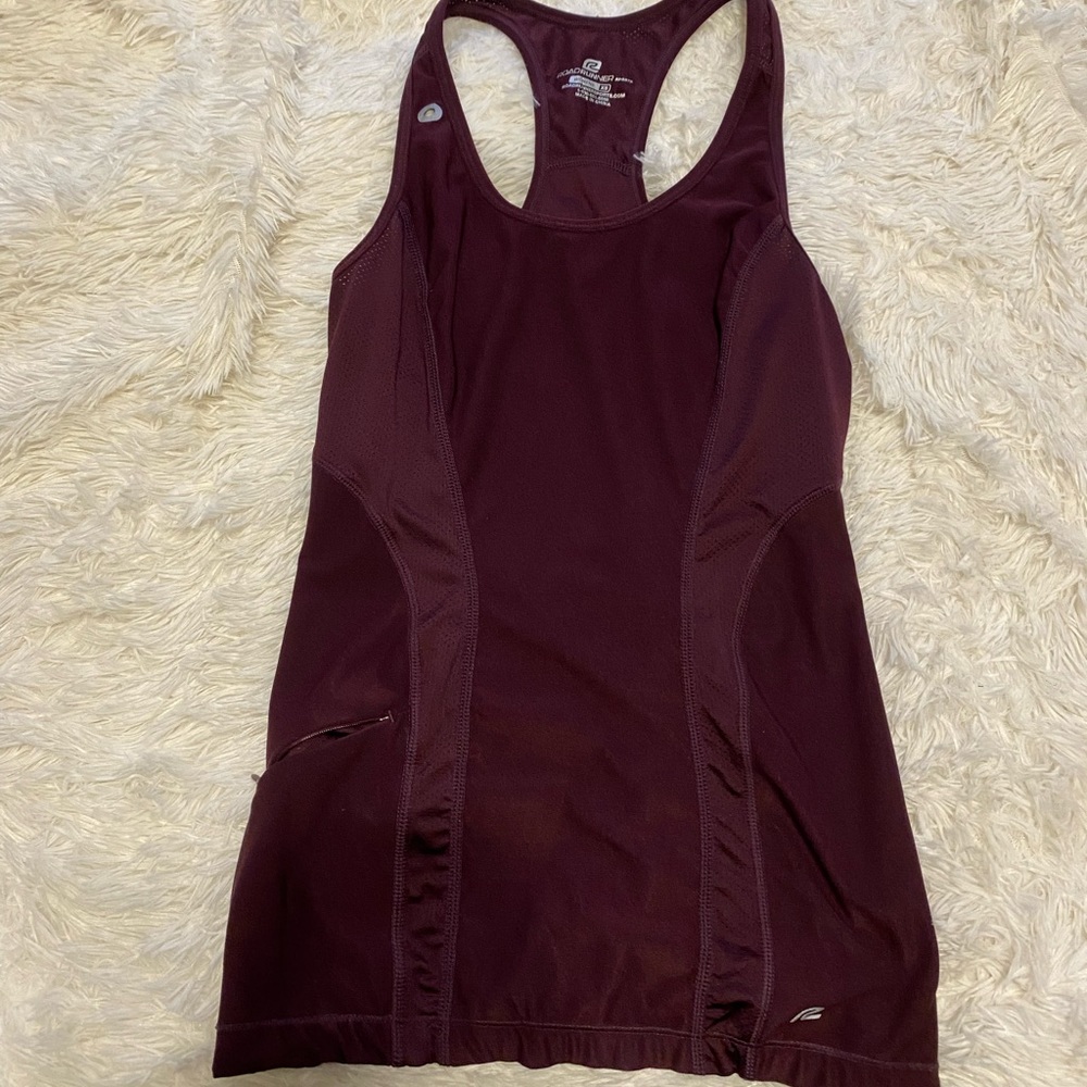 Roadrunner woman’s  top